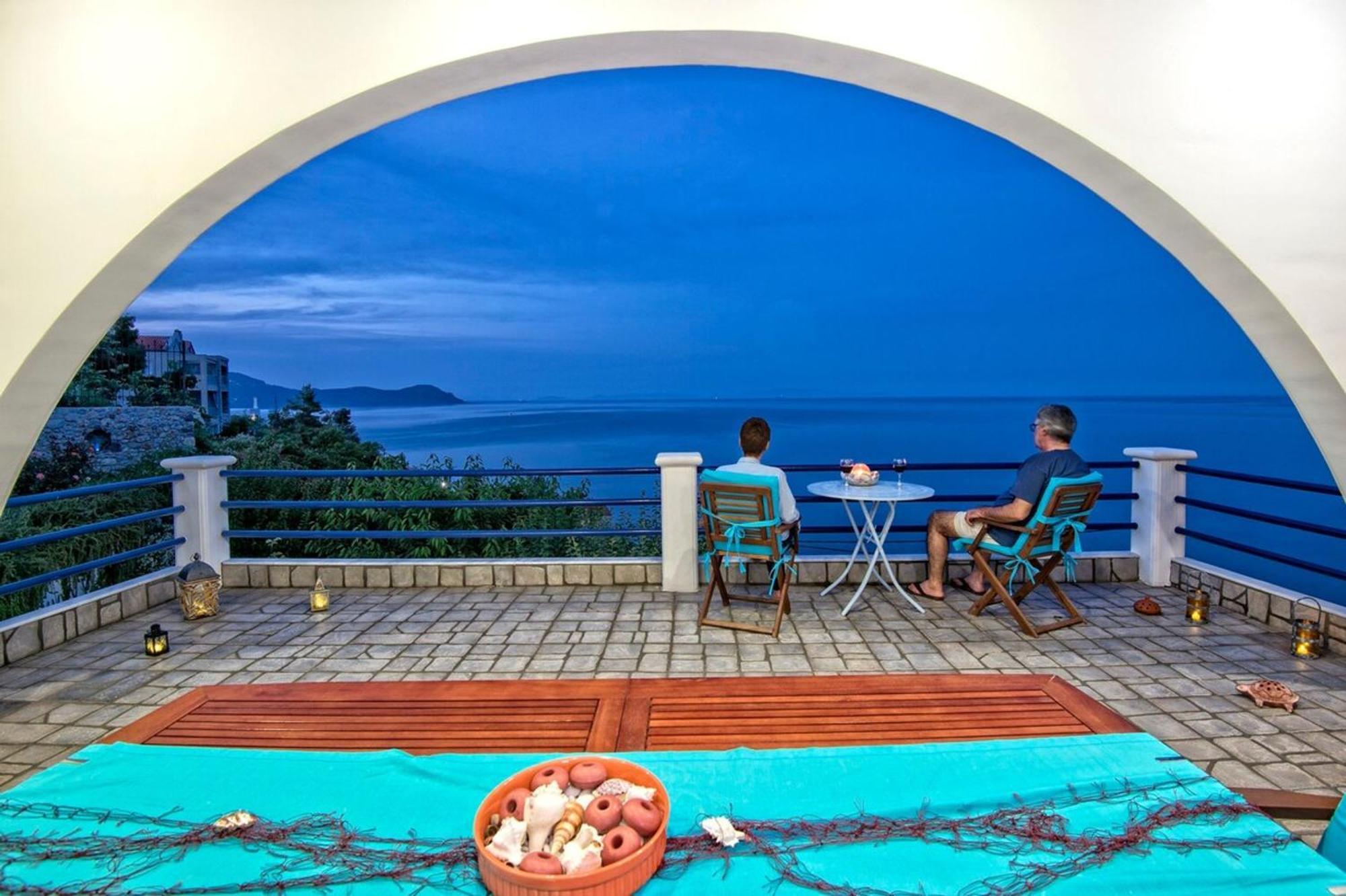 Blue Dream Seaside Villa With Superb Sea Views 凯米 外观 照片