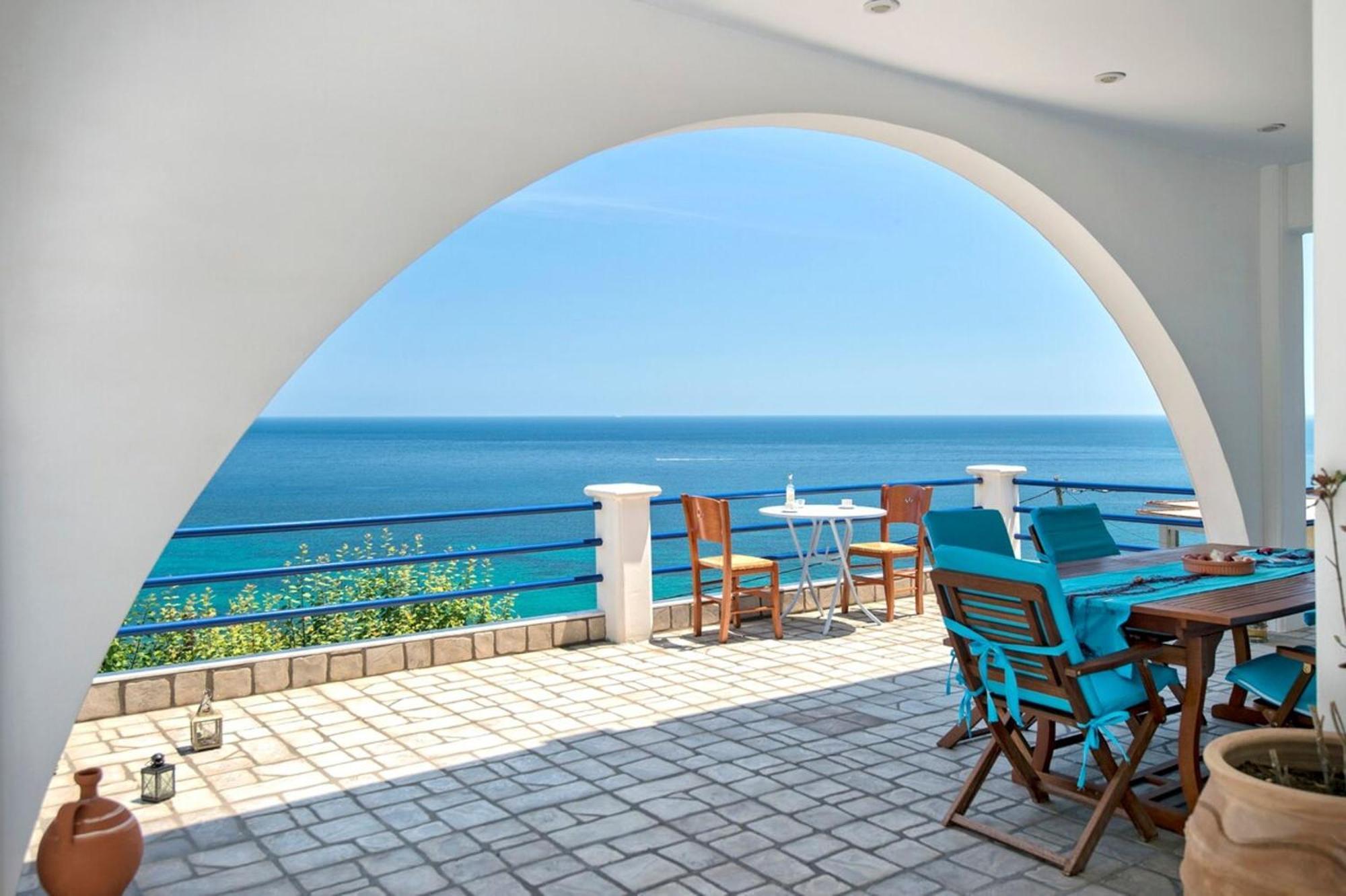 Blue Dream Seaside Villa With Superb Sea Views 凯米 外观 照片